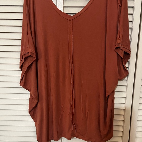 Cabi XL Taper Tee - great fall color!! - Picture 4 of 7